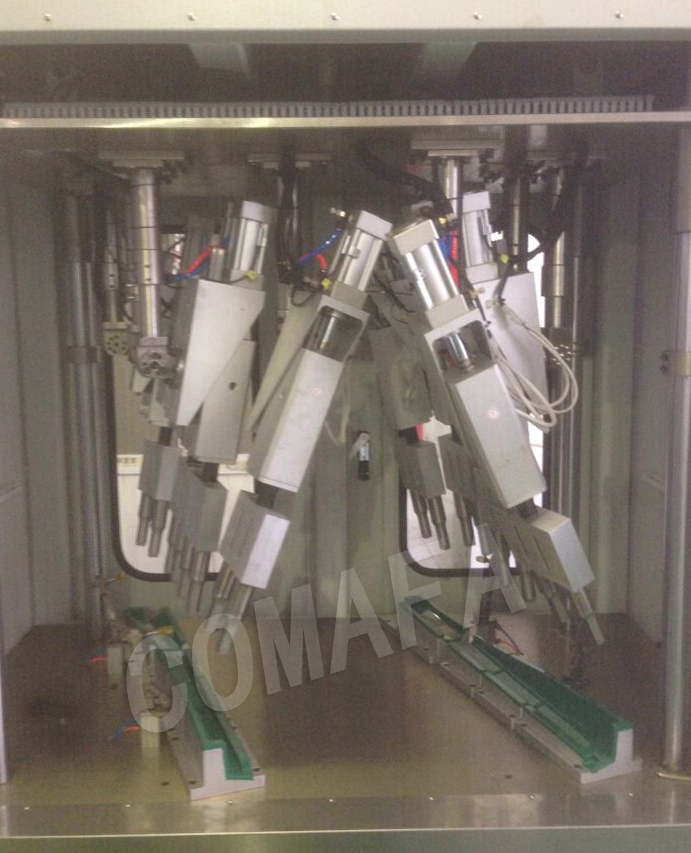 汽車立柱多頭超聲波焊接機