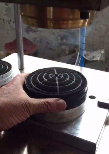 海綿和塑料熱熔粘合機(jī)