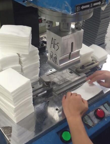 無紡布與塑料件連接焊機(jī)