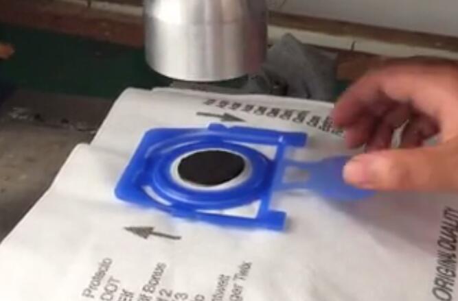 無紡布與塑料件連接焊機(jī)