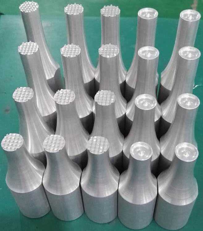 汽車門板多點超聲波焊接機