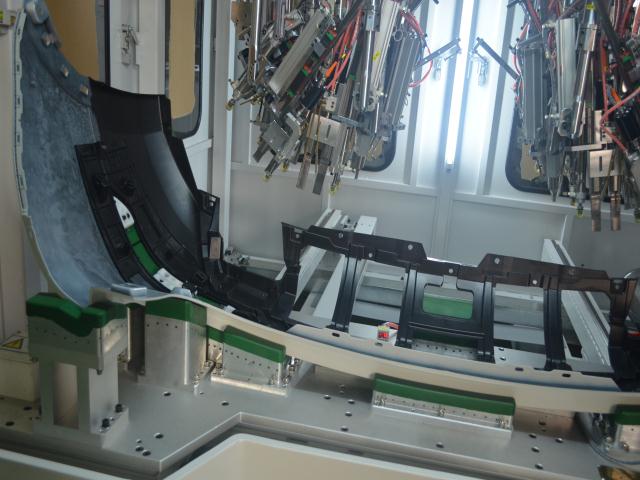 汽車保險杠焊接機