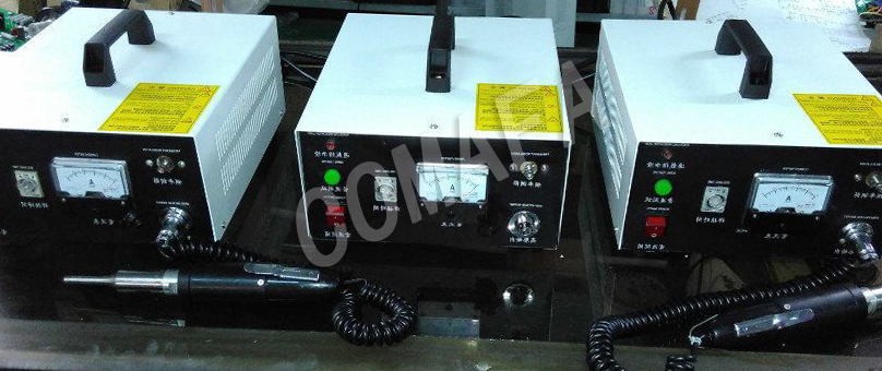 汽車塑料件超聲波熱鉚焊接機(jī)