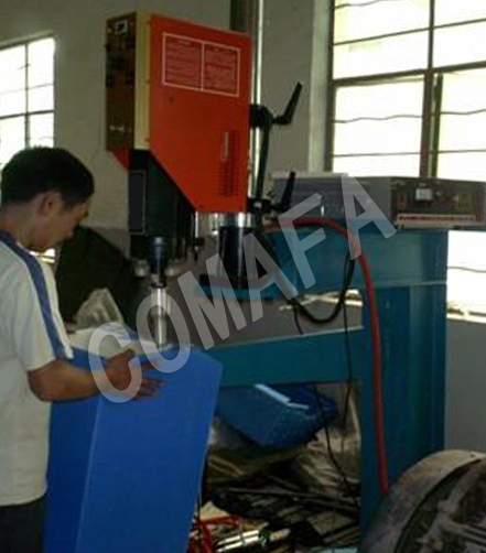 瓦楞板超聲波焊接機(jī)