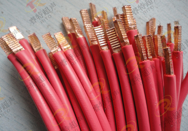 6平方銅線束超聲波壓方設(shè)備