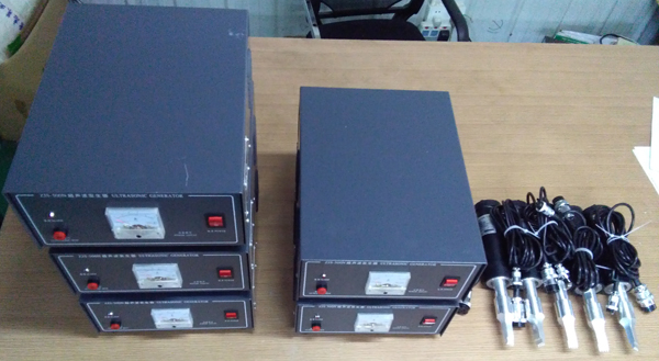 手動超聲波穿刺點(diǎn)焊機(jī)