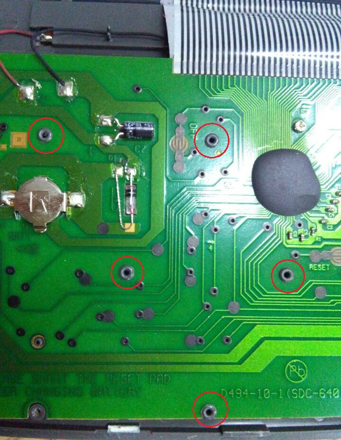 電路板凸出圓形柱子熱熔熱壓機(jī)