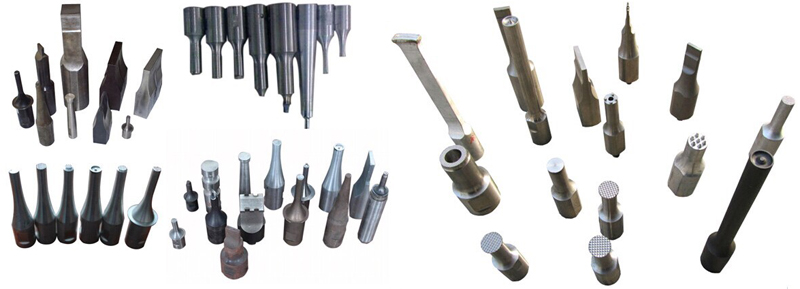 電腦觸摸屏手持超聲波點(diǎn)焊機(jī)