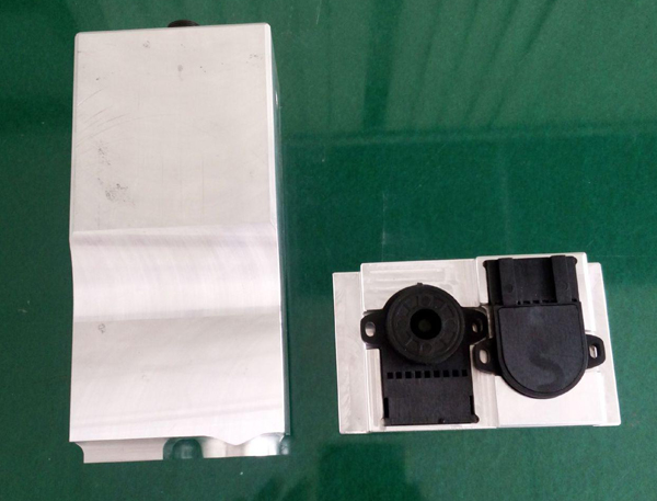 汽車傳感器塑膠殼超聲波焊機(jī)