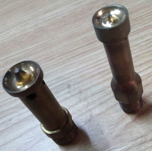 LED燈珠支架熱鉚熔接機