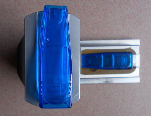 USB優(yōu)盤塑膠外殼超聲波熱熔模具