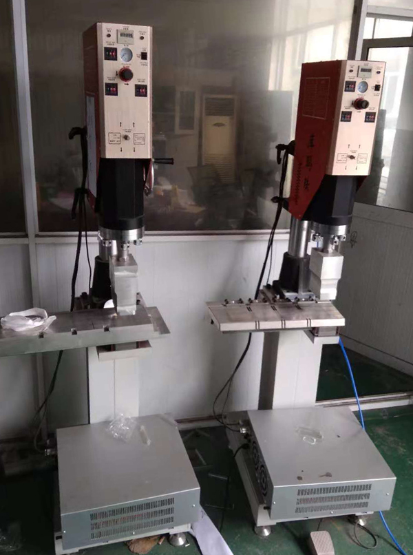 滑臺可移動式超聲波壓接設(shè)備