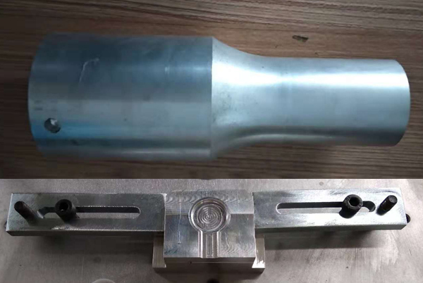 二維碼標(biāo)識(shí)追溯腳環(huán)超聲波壓合機(jī)