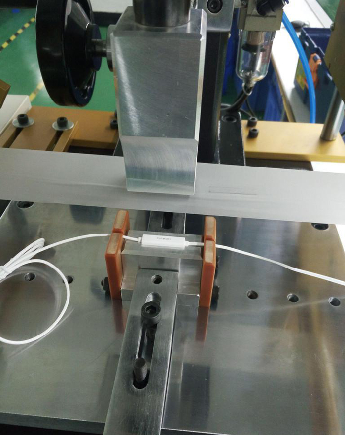 耳機線控咪殼按鍵外殼超聲波熱熔模具