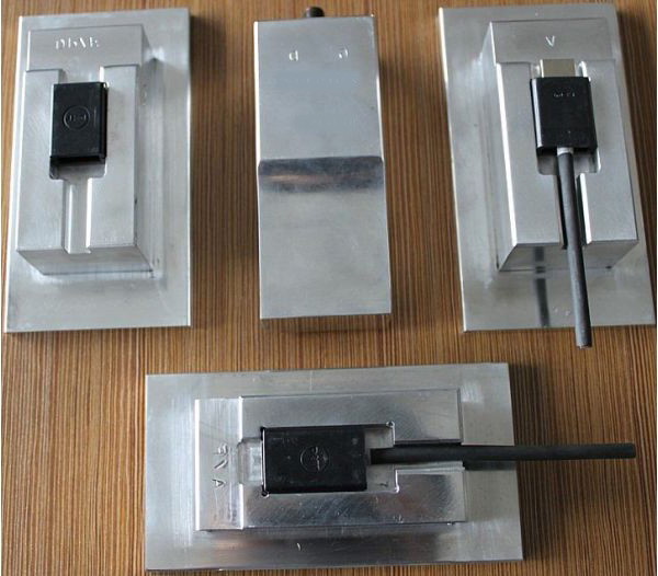 USB轉換接頭塑殼超聲波熱壓模具