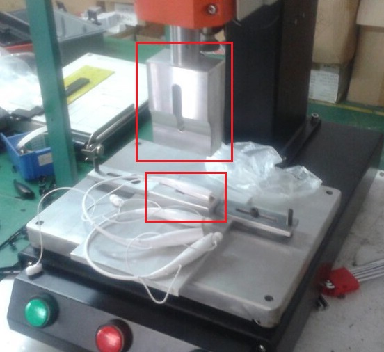 USB轉換接頭塑殼超聲波熱壓模具