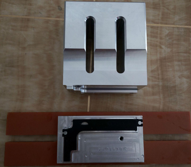 塑料喇叭外殼超聲波壓合模具