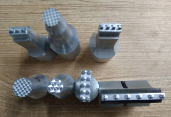 汽車內(nèi)外飾件手持超聲波穿刺焊機(jī)