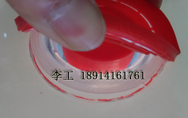 塑料機(jī)油桶拉伸蓋超聲波焊接機(jī)