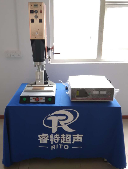 小型電子產(chǎn)品塑膠殼超聲波焊接機(jī)