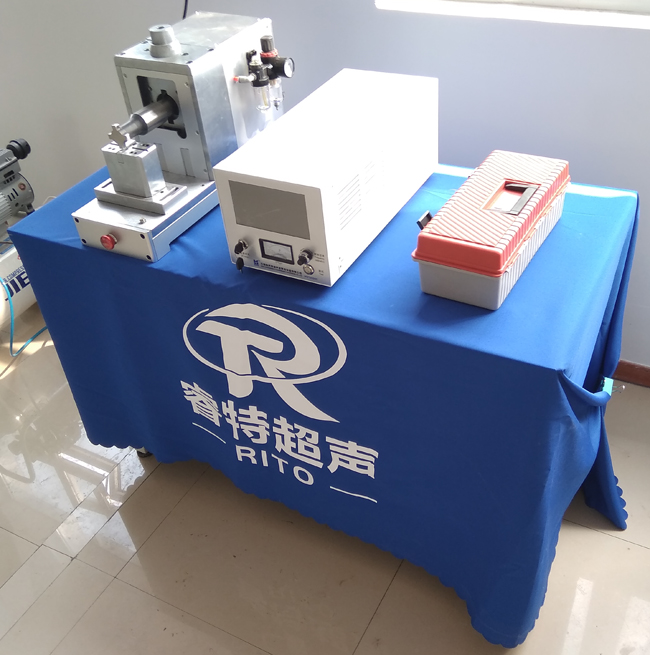 �~���c�~�Ӿ�Ƭ���ӳ����c(di��n)���C(j��)