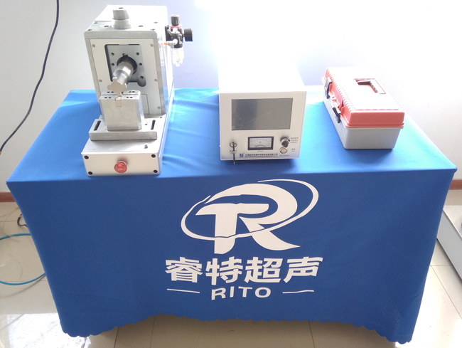 地環(huán)端子與電纜線超聲波焊接機