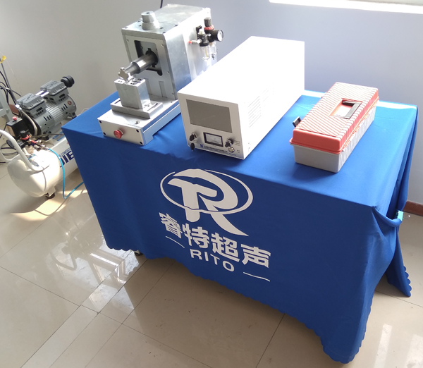 黃銅端子與多股線超聲波焊接機