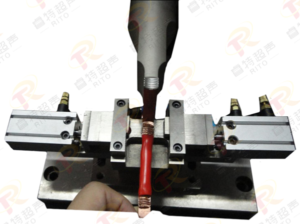 黃銅端子與多股線超聲波焊接機