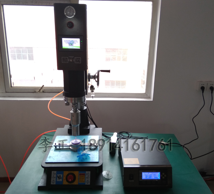 ABS一次性醫(yī)用過濾器超聲波焊接機(jī)