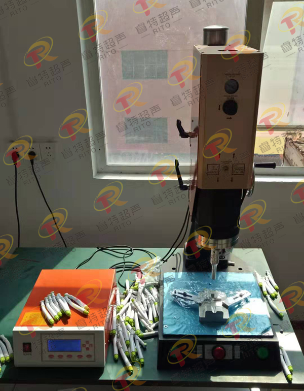 牙科檢查一次性醫(yī)療用具塑料殼超聲波焊接機(jī)