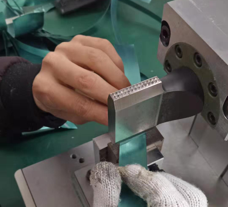 薄不銹鋼帶超聲波焊接機(jī)