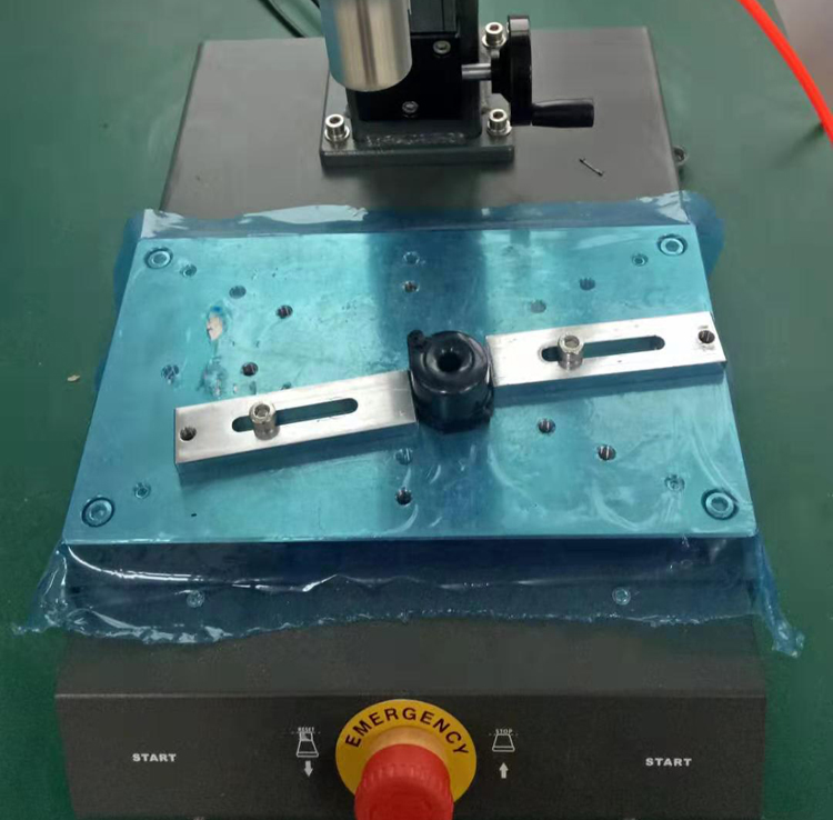 塑膠小堵頭密封抗壓超聲波焊接機