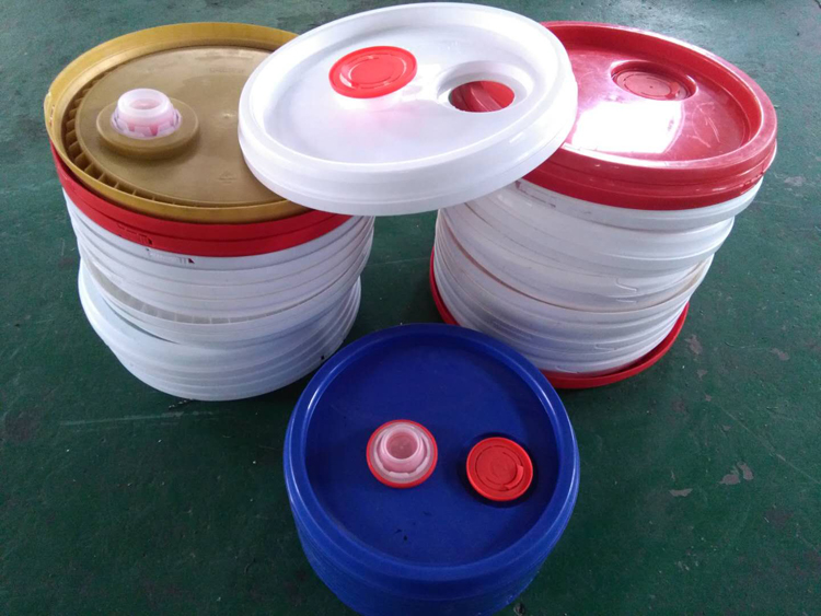 機(jī)油桶拉嘴蓋密封超聲波熱熔機(jī)