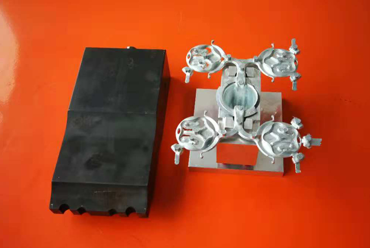 壓鑄鋅合金水口切斷超聲波焊機(jī)