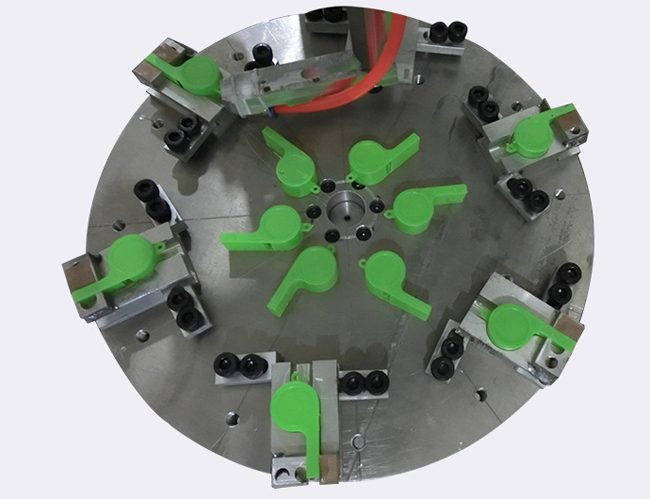 多工位轉(zhuǎn)盤自動下料超聲波熱熔機(jī)