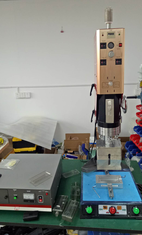 制氧機(jī)過濾器PC殼超聲波焊接機(jī)