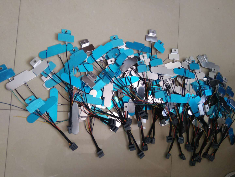 新能源動(dòng)力鋰電池匯流排超聲波點(diǎn)焊機(jī)