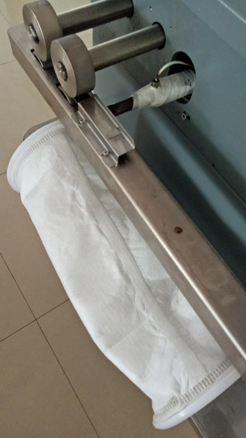 液體過濾袋中縫連接熱熔焊接機(jī)