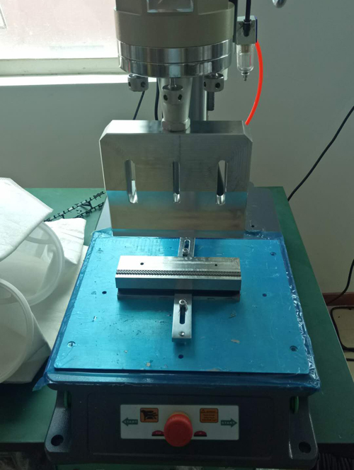 過濾袋尾部V型超聲波封口焊接機(jī)