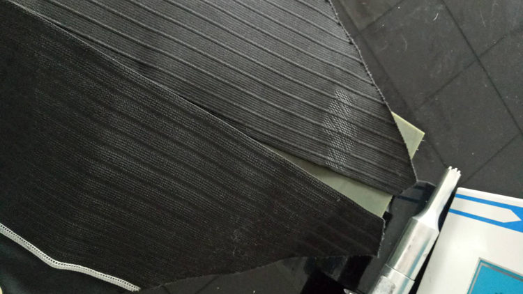 衣服布料縫邊定位用手持超聲波焊接機(jī)