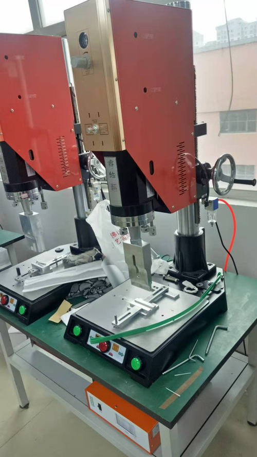 Pet塑鋼包裝帶超聲波熱熔焊接機(jī)