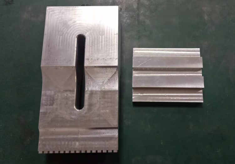 Pet塑鋼包裝帶超聲波熱熔焊接機(jī)