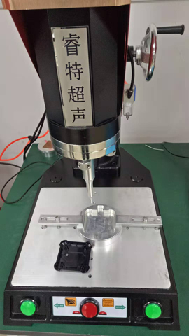 ������͸�����^�ܷ≺�ϳ������әC