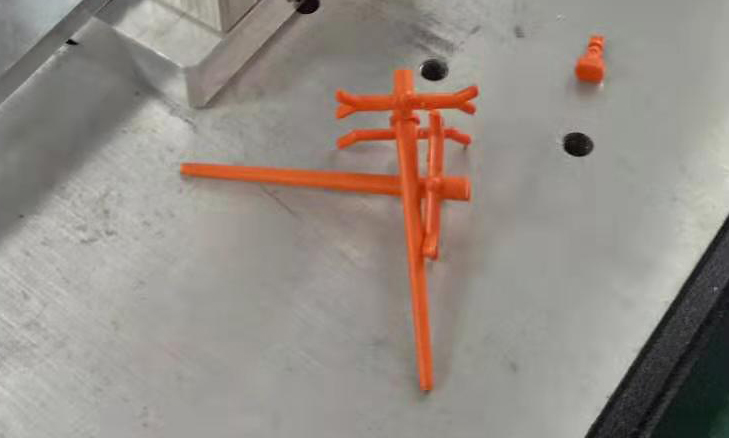 ABS塑膠件注塑澆口超聲波切斷機(jī)