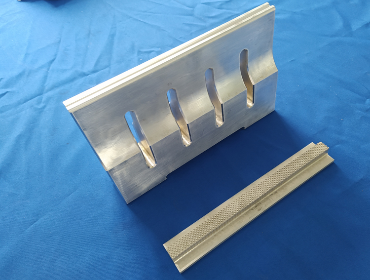 服裝包裝袋氣泡膜熱熔封口超聲波焊接機