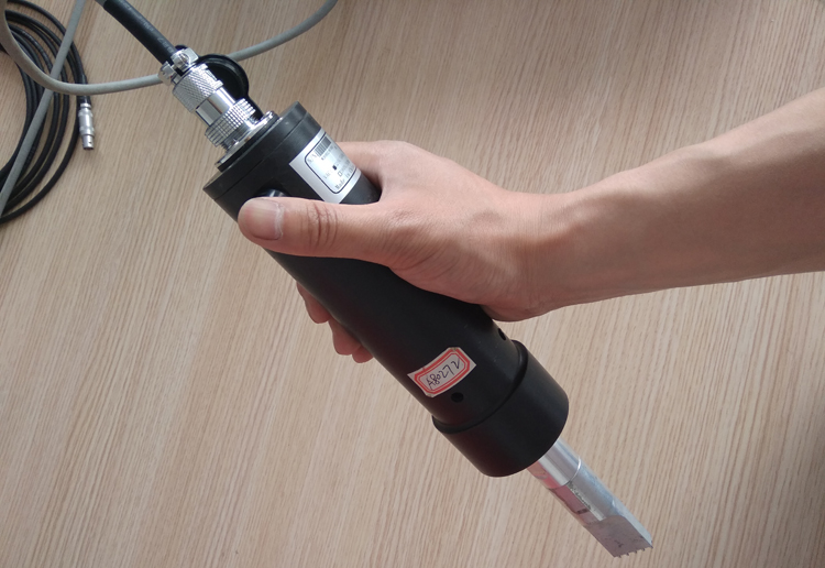 28k900w超聲波塑料點(diǎn)焊機(jī)