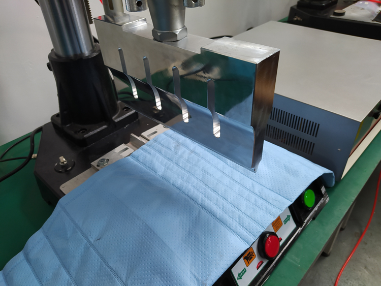 無紡布無線縫合超聲波焊接機