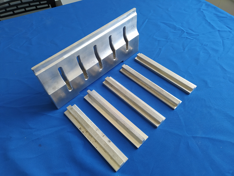 醫(yī)療用品無(wú)紡布超聲波封口熱熔焊接機(jī)