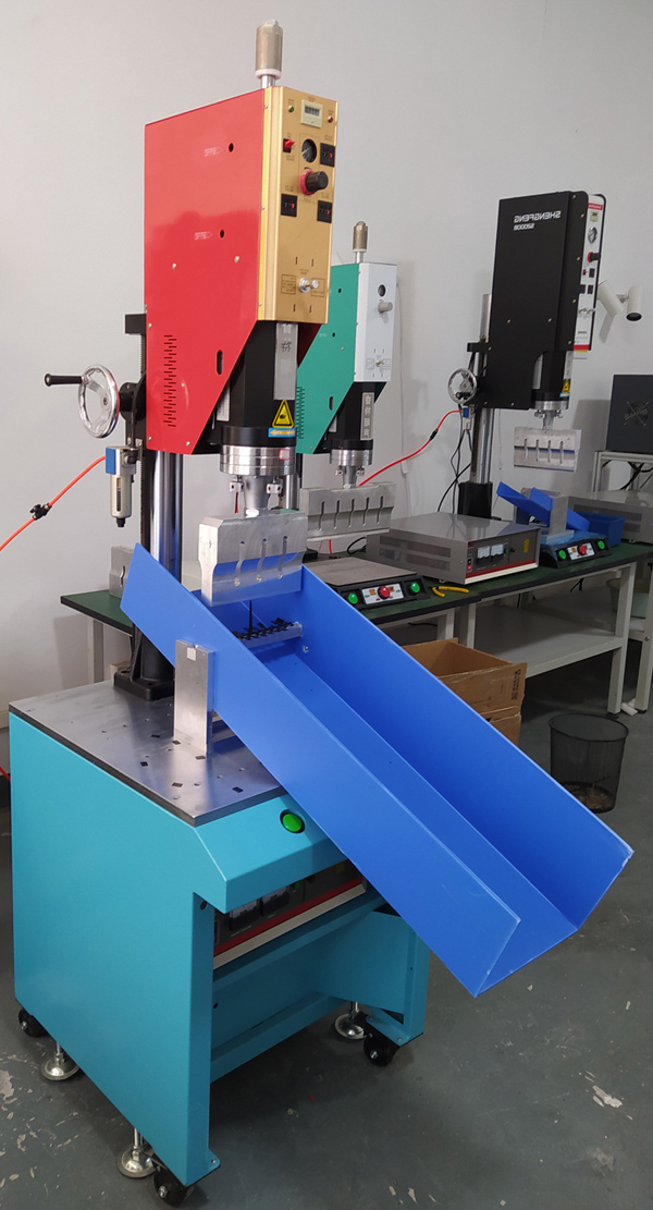 3200w超聲波水口震落設(shè)備