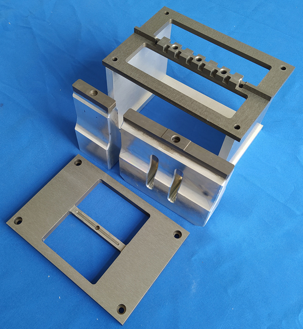 鍍鉻ABS塑料產(chǎn)品超聲波水口振落設(shè)備